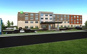 Holiday Inn Express - Fall River North